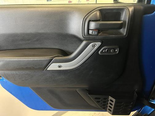 2014 Jeep Wrangler Unlimited Freedom Edition