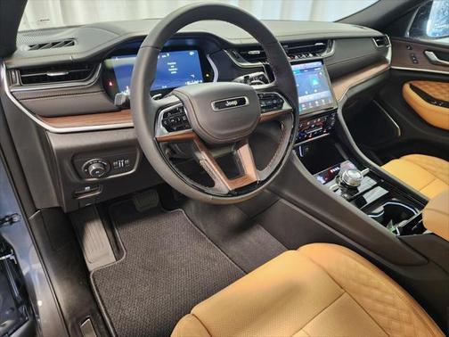 2025 Jeep Grand Cherokee L Summit
