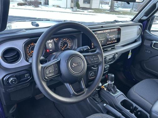 2026 Jeep Gladiator Sport