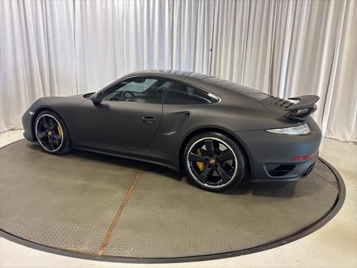 2015 Porsche 911 Turbo S