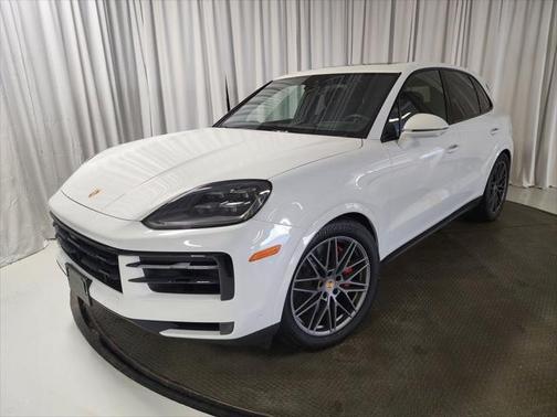 2024 Porsche Cayenne S