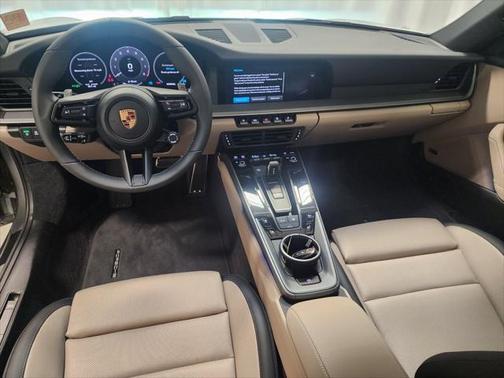 2025 Porsche 911 Carrera