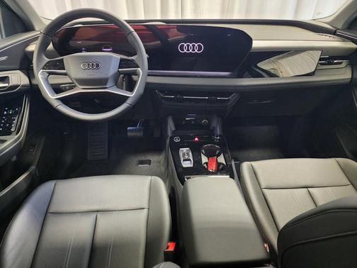 2025 Audi Q6 e-tron Premium Plus