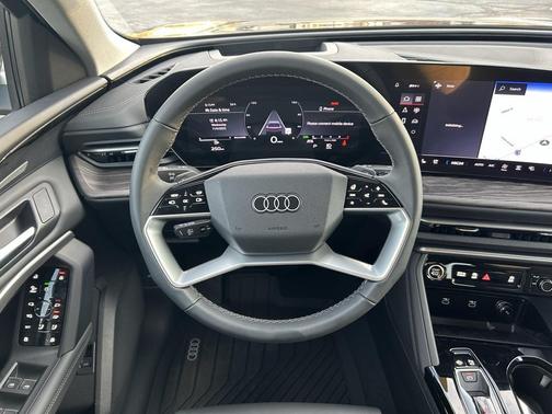 2025 Audi Q5 2.0T Premium Plus