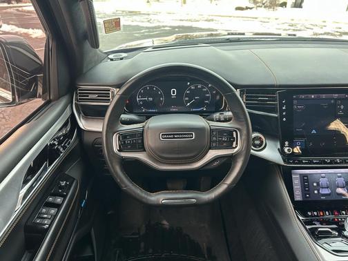 2022 Jeep Grand Wagoneer Series III
