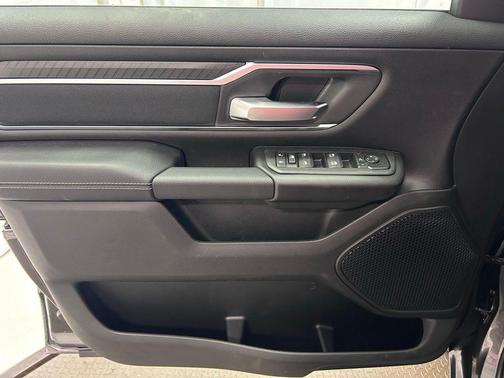 Granite Crystal Metallic Clearcoat 2026 RAM 1500 Big Horn/Lone Star
