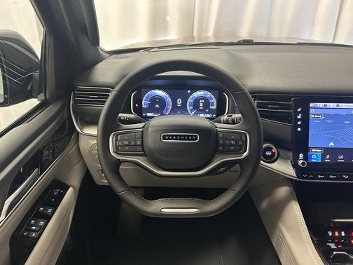 2025 Jeep Wagoneer L Series III