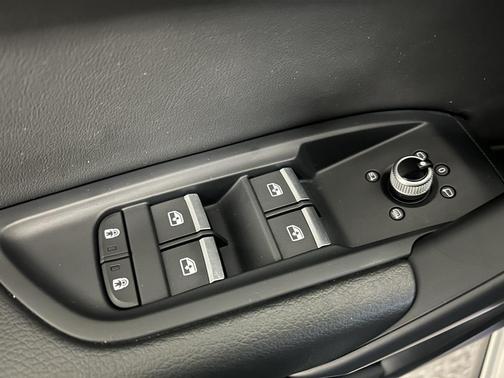 2023 Audi Q5 45 S line Premium