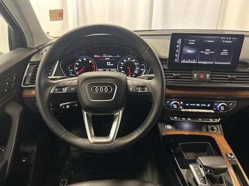 2023 Audi Q5 45 S line Premium