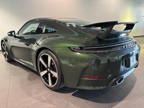 2026 Porsche 911 Carrera