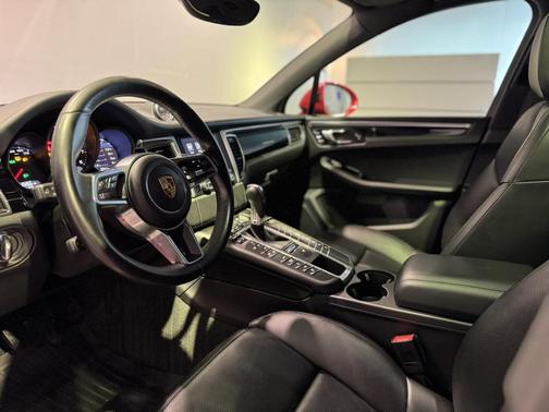 2018 Porsche Macan GTS