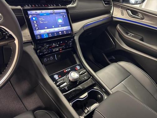2025 Jeep Grand Cherokee Overland
