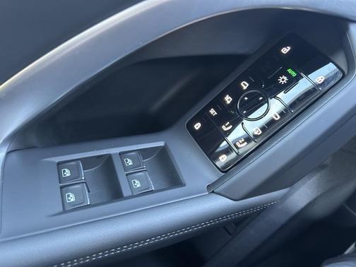 2025 Audi Q5 2.0T Premium