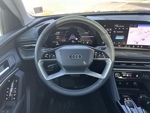 2025 Audi Q5 2.0T Premium