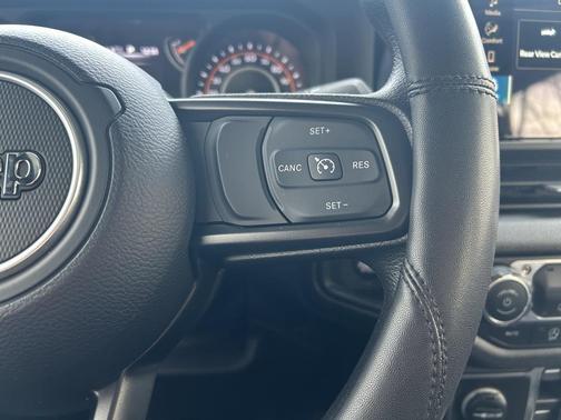 2025 Jeep Gladiator Nighthawk