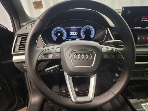 2025 Audi Q5 45 S line Premium