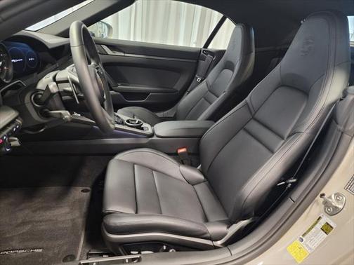 2024 Porsche 911 Carrera