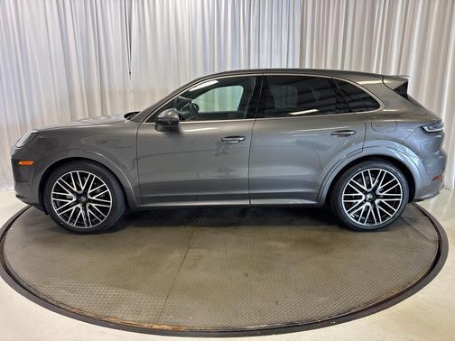 2025 Porsche Cayenne Cayenne Turbo E-Hybrid