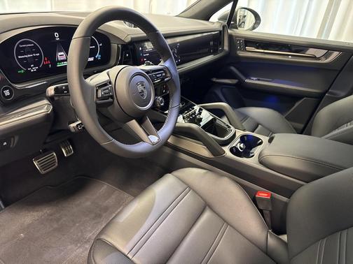 2025 Porsche Cayenne Cayenne Turbo E-Hybrid