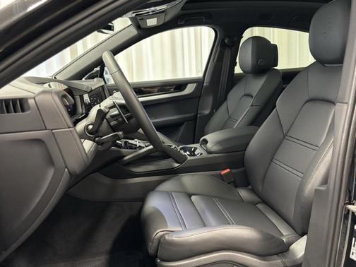 2025 Porsche Cayenne Cayenne