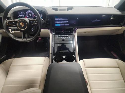 2024 Porsche Panamera 4