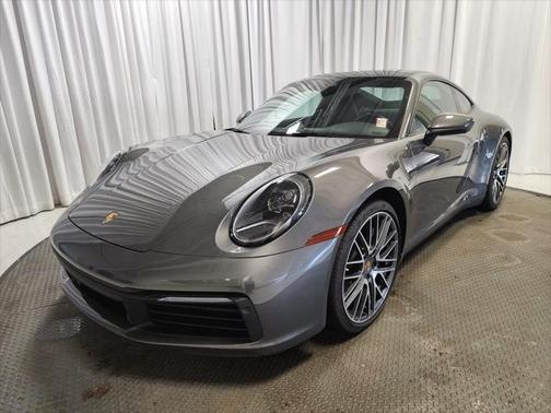 2021 Porsche 911 Carrera