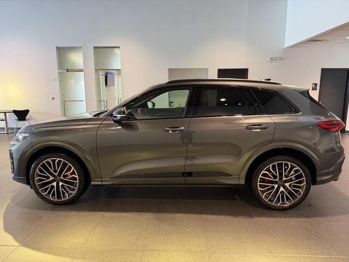 2025 Audi SQ5 3.0T Premium Plus