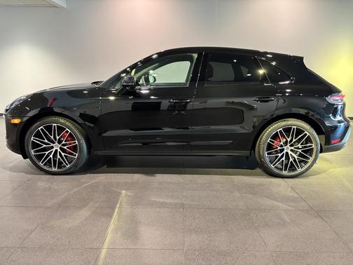 2026 Porsche Macan S