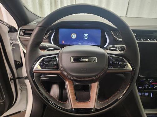 2025 Jeep Grand Cherokee L Summit