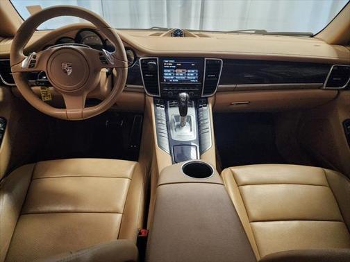 2011 Porsche Panamera 4