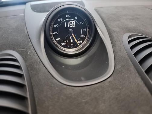 2025 Porsche 718 Cayman GT4 RS