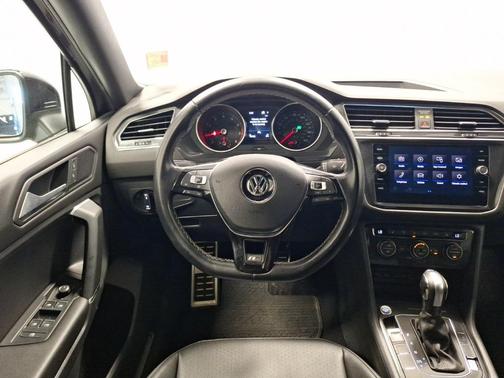 2020 Volkswagen Tiguan 2.0T SE R-Line Black