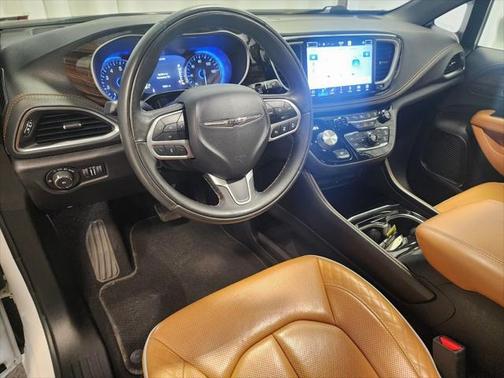 2022 Chrysler Pacifica L