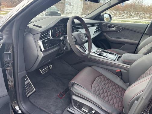 2026 Audi RS Q8 4.0T