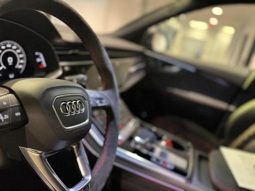 2026 Audi RS Q8 4.0T