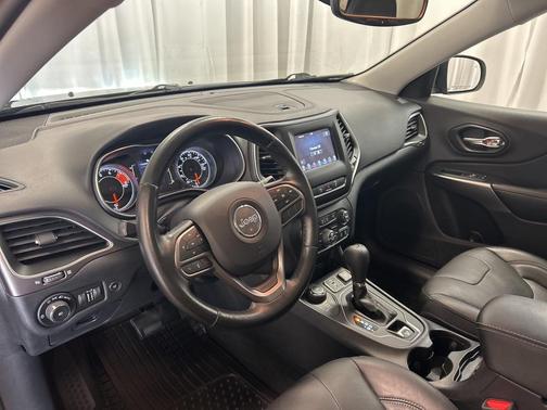 2020 Jeep Cherokee Latitude Lux