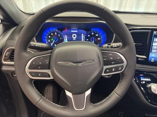 2025 Chrysler Pacifica L