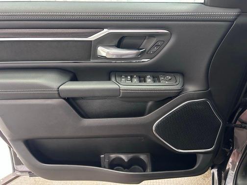 Granite Crystal Metallic Clearcoat 2026 RAM 1500 Laramie