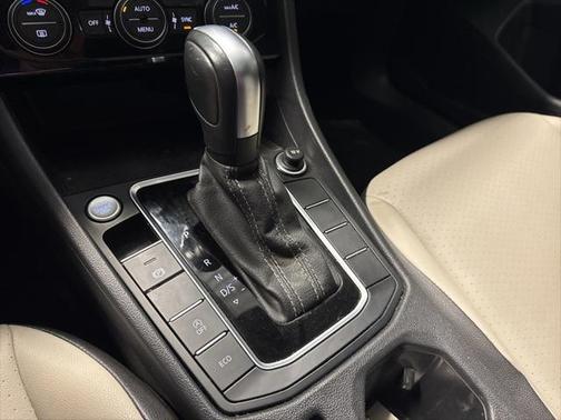 2020 Volkswagen Jetta 1.4T R-Line