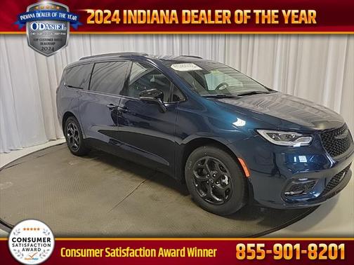 2025 Chrysler Pacifica Hybrid Premium S Appearance Pkg