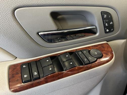 2013 Chevrolet Avalanche LTZ