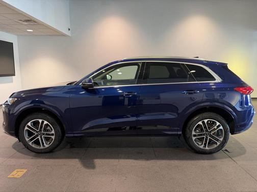 2025 Audi Q5 2.0T Premium