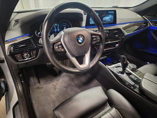 2018 BMW 540 540i