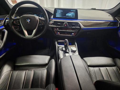 2018 BMW 540 540i