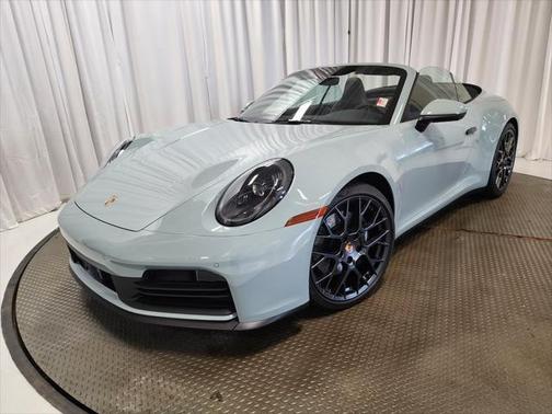 2025 Porsche 911 Carrera