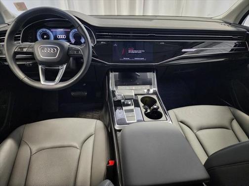2025 Audi Q7 55 Premium Plus