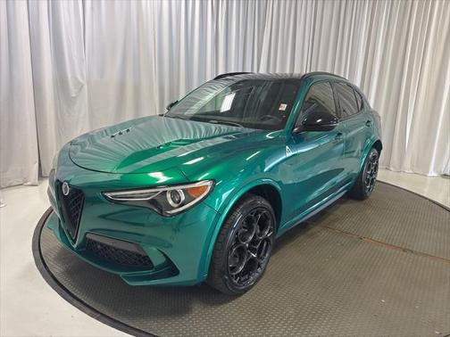 2022 Alfa Romeo Stelvio Quadrifoglio