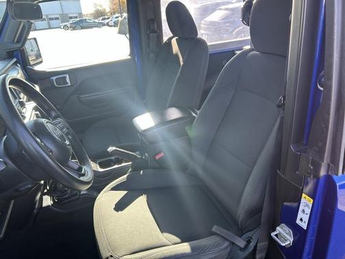 2018 Jeep Wrangler Sport