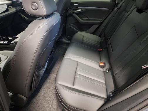 2025 Audi Q6 e-tron Premium