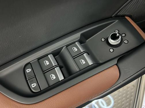 2022 Audi Q5 45 S line Premium